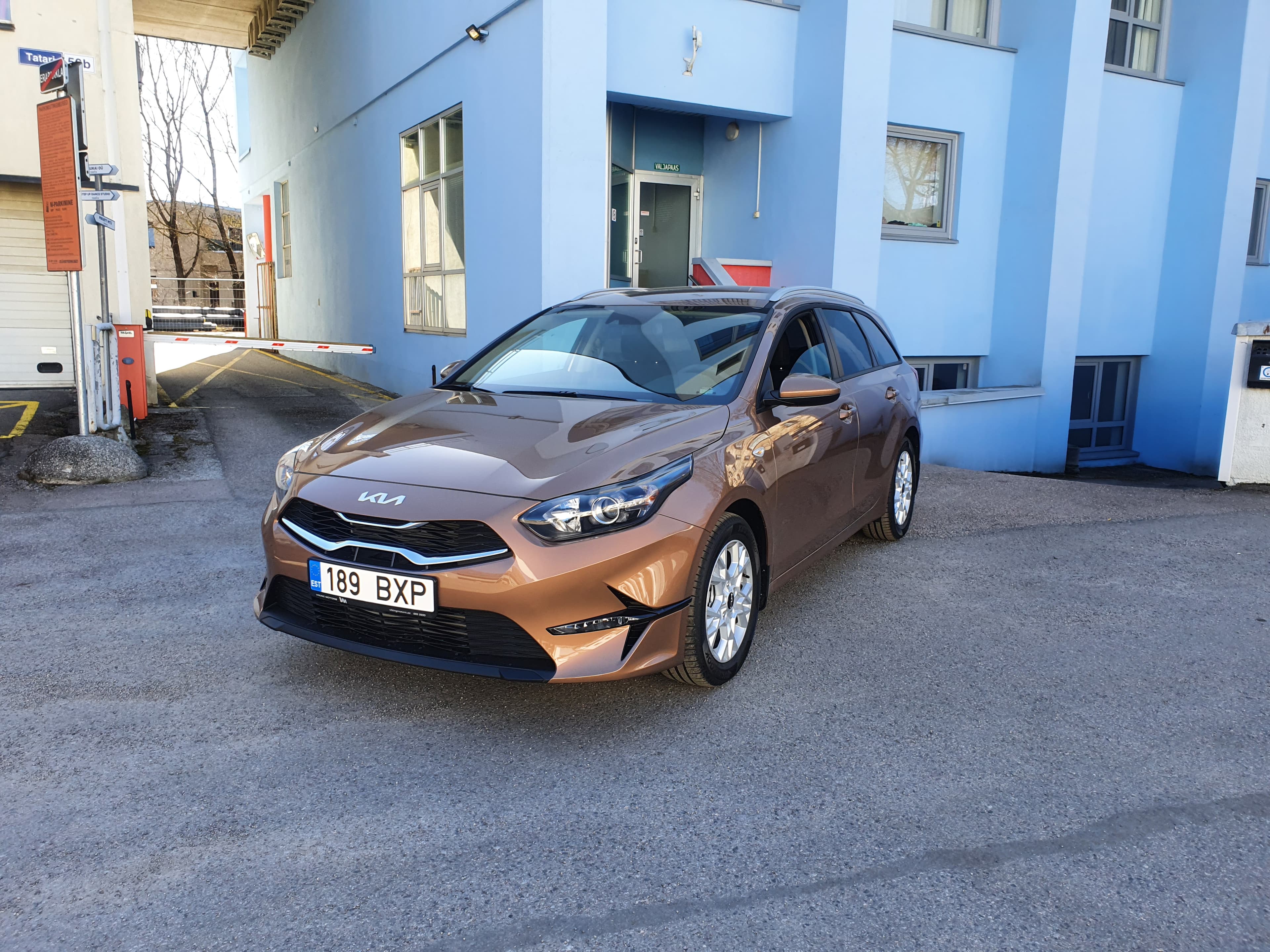 Kia Ceed - Thumbnail 2
