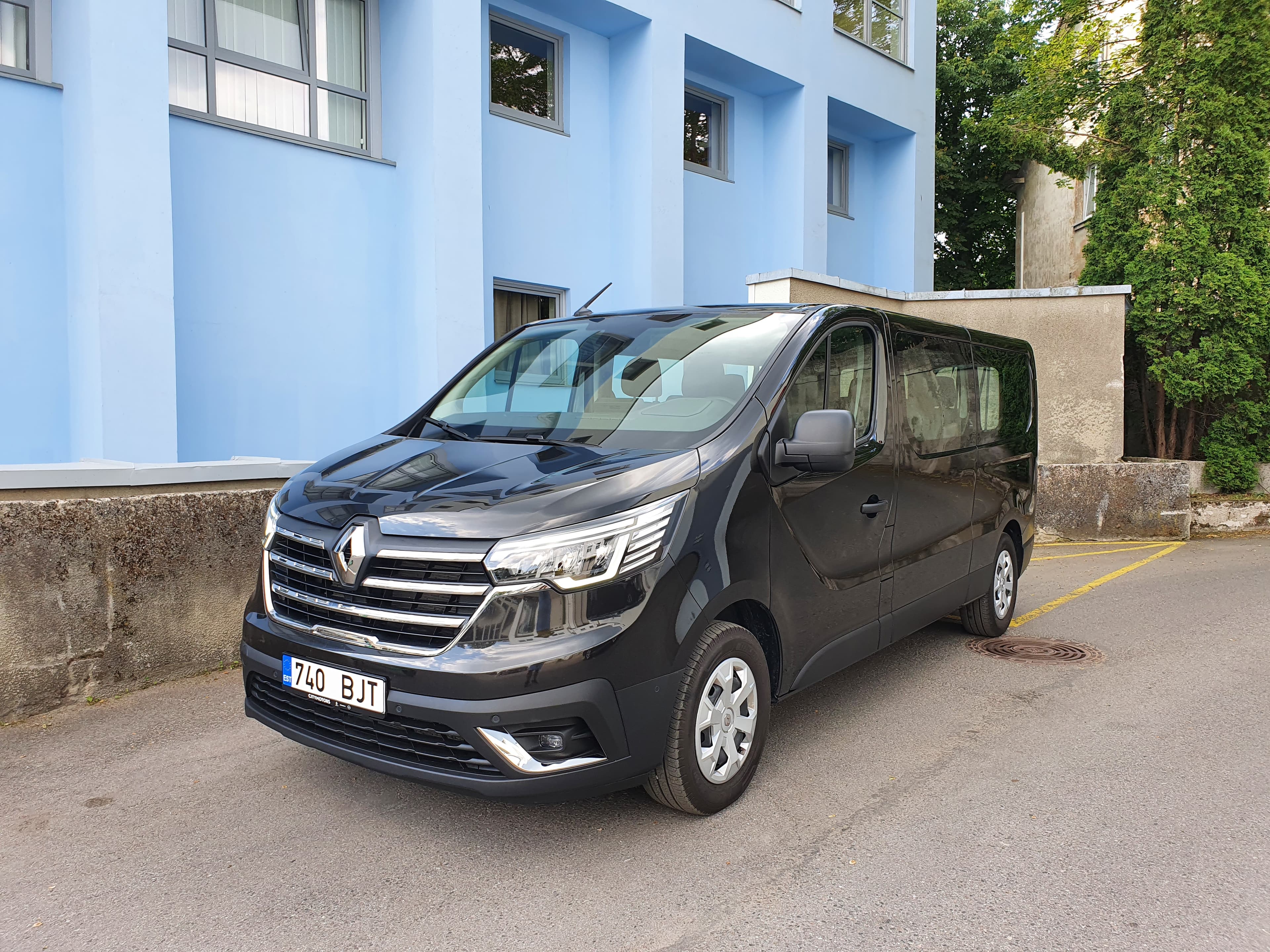 Renault Trafic - Thumbnail 2