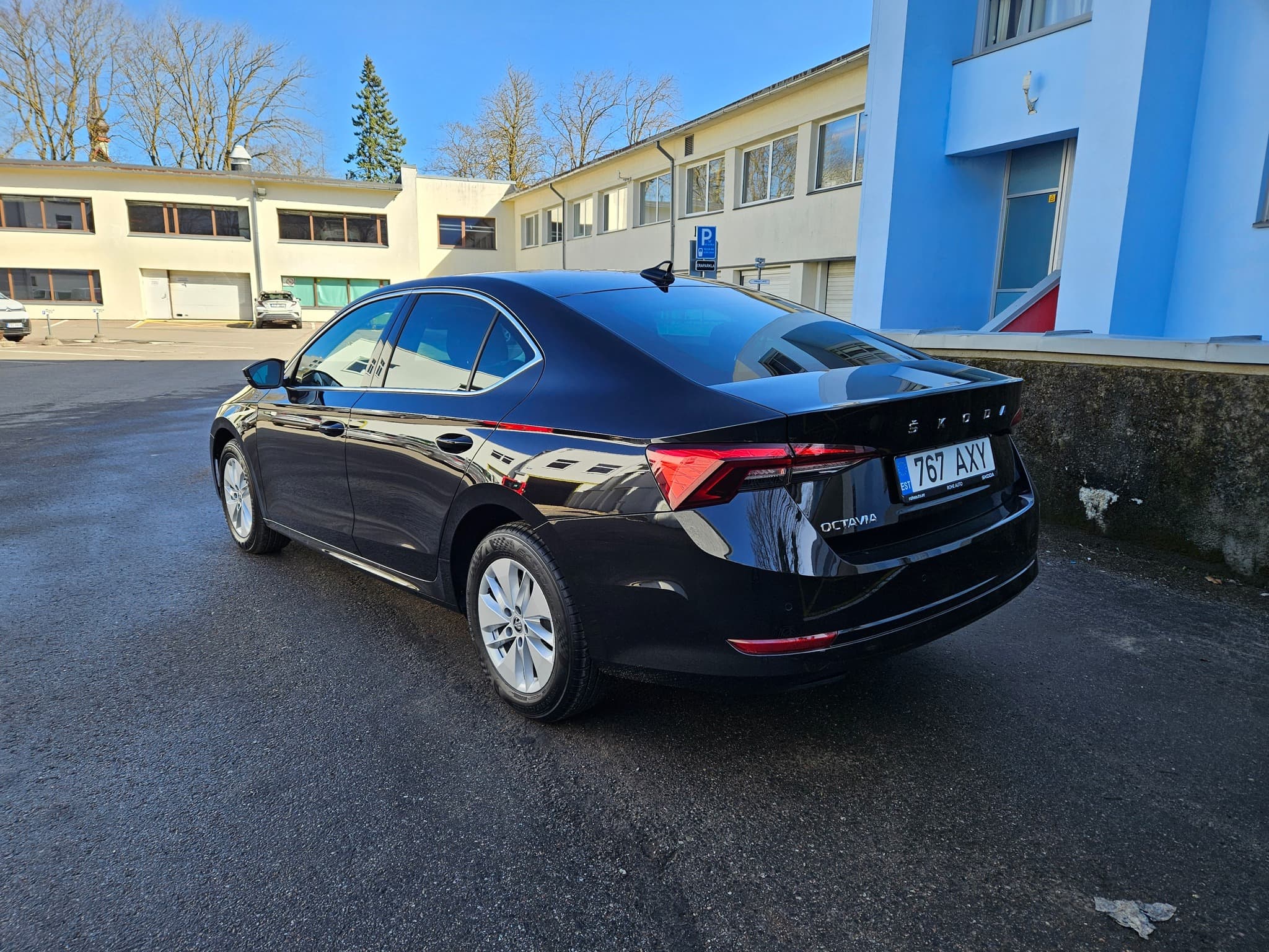Skoda Octavia HB - Thumbnail 3